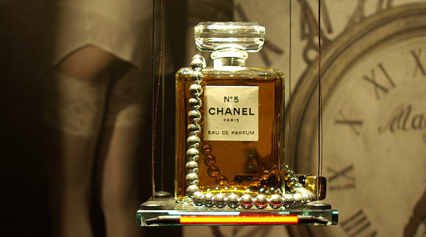 5     CHANEL N5 